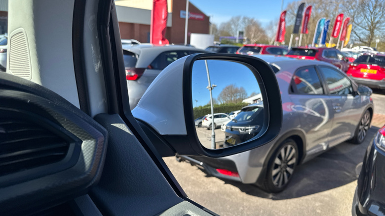 Volkswagen Transporter T32 Swb Diesel 2.0 TDI 110 Highline Kombi Van